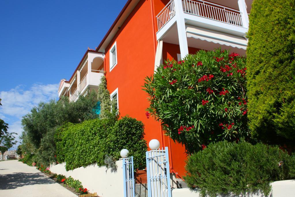 Summer House Nikiti (Sithonia)